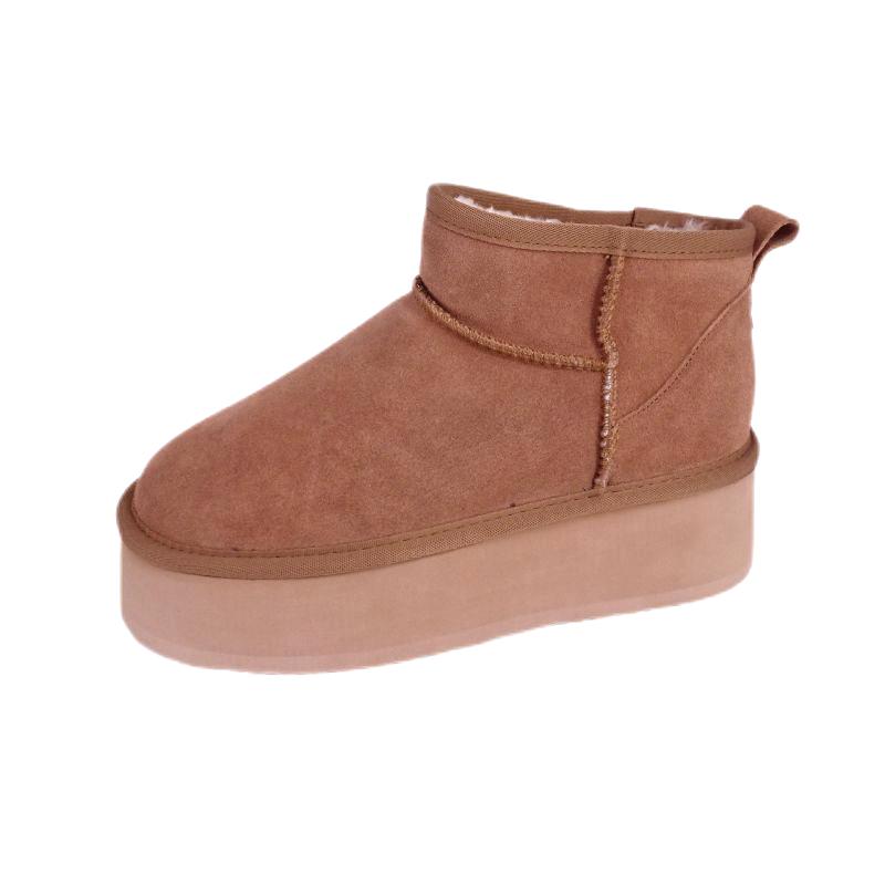 Schneestiefel: Ein Muss, um im Winter warm und praktisch zu bleiben